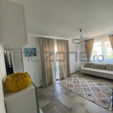 Trei camere langa Policlinica, zona de case, loc parcare